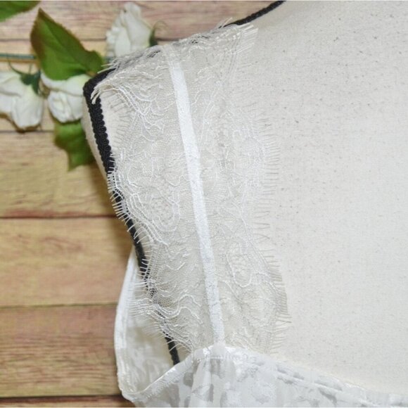 Jodifl White Lace Cheetah Print Tank Top Size M V Neck Slinky Festival Sexy - Picture 7 of 12